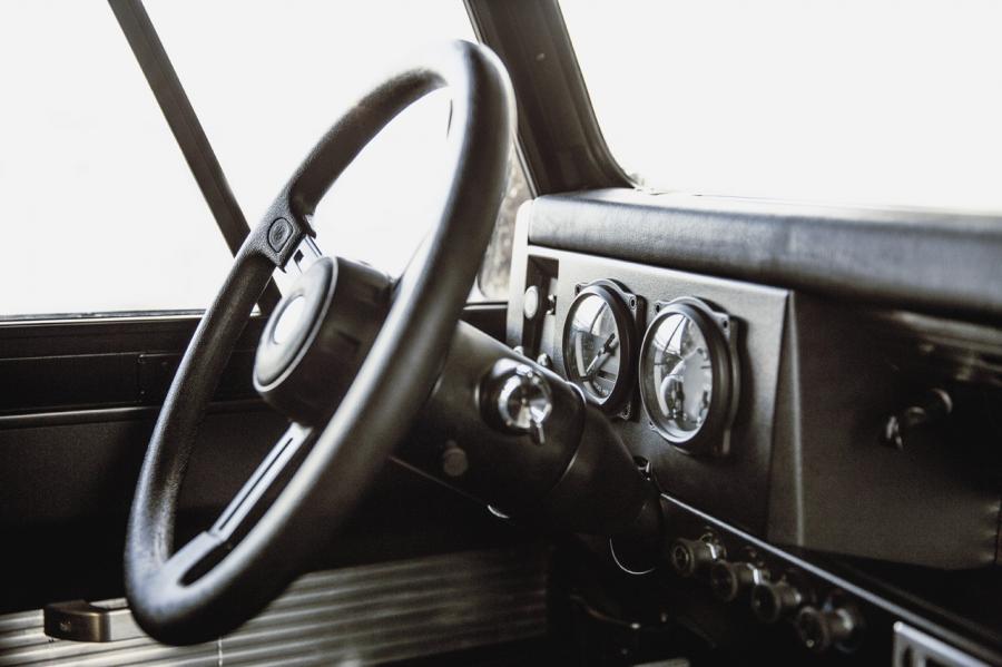  Land Rover Defender 90 by Icon 2014 года  (фото 59 из 63)